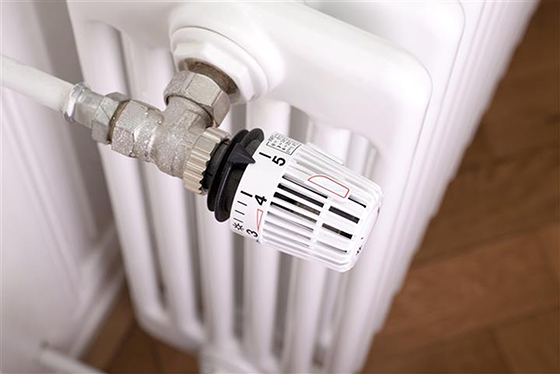 Radiator med termostatventil
